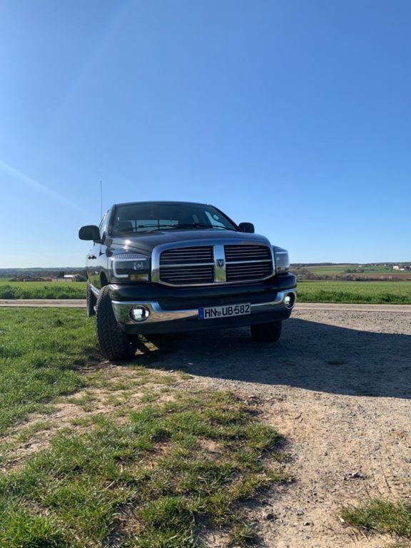 Schwarz Gebraucht 2008 Dodge Ram Abholung | 13.500 € (Guter Preis) - Bild 1/4