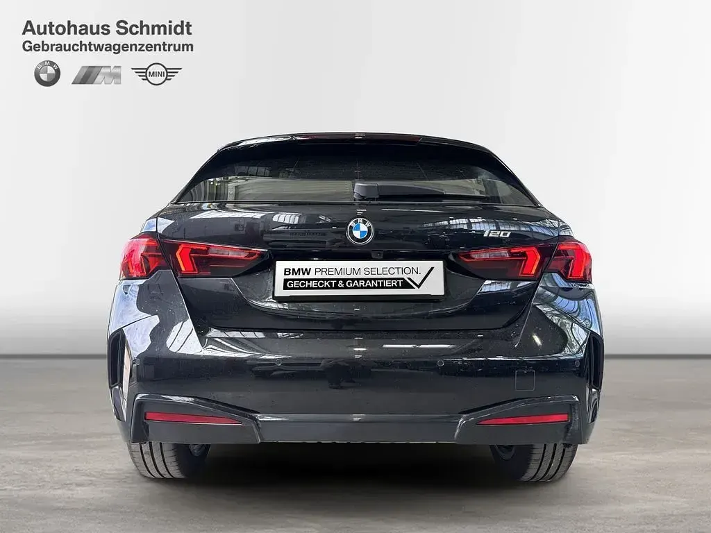 Brugt BMW 120 Efficient Dynamics 156 HK (114 kW) 2025 Sort Hatchback