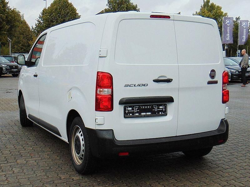 Gebraucht Fiat Scudo 120 PS (88 kW) 2022 Weiß Van