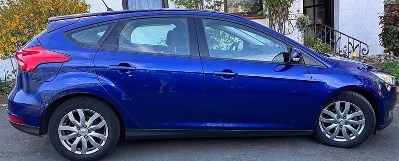 Usata Ford Focus 95 CV (69 kW) 2017 Blu Berlina