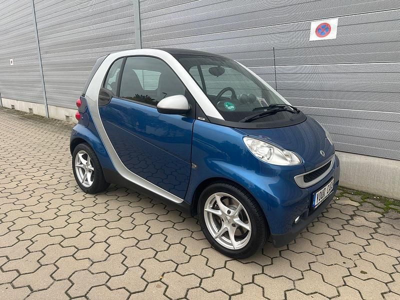 Silber Gebraucht 2008 Smart ForTwo Coupé Basis Coupé | 3.450 € (Fairer Preis) - Bild 1/4