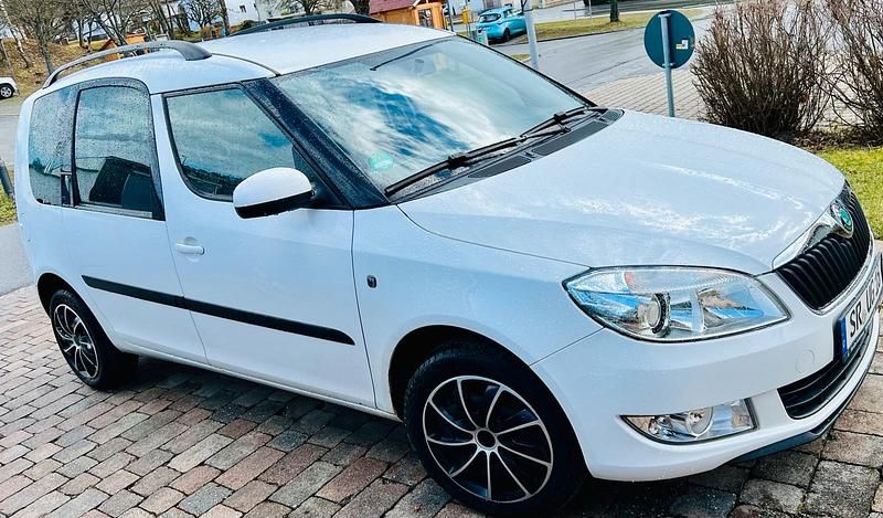 Gebraucht Skoda Roomster 85 PS (62 kW) 2012 Weiß Van / Kleinbus