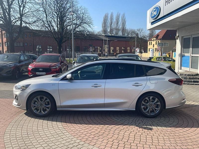 Gebraucht Ford Focus ST-Line X 155 PS (114 kW) 2024 Silber Kombi