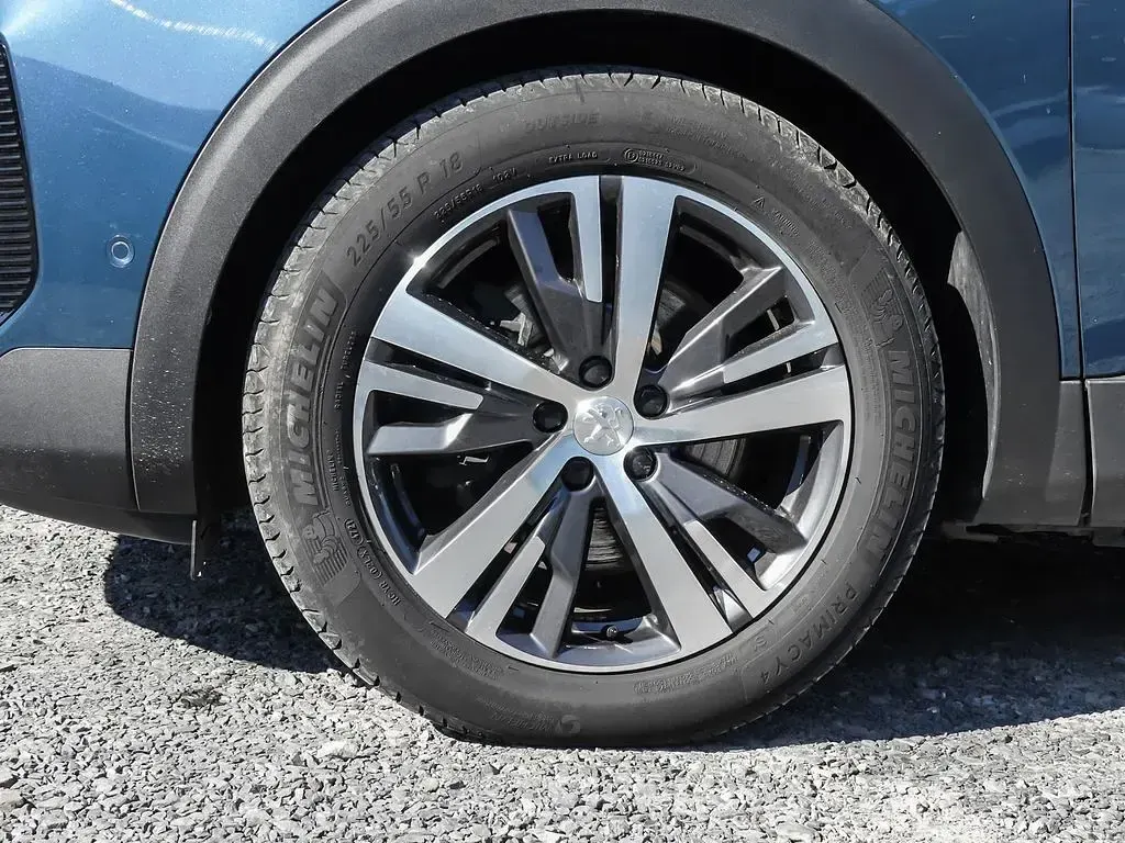 Gebraucht Peugeot 3008 Allure 224 PS (164 kW) 2022 Blau SUV