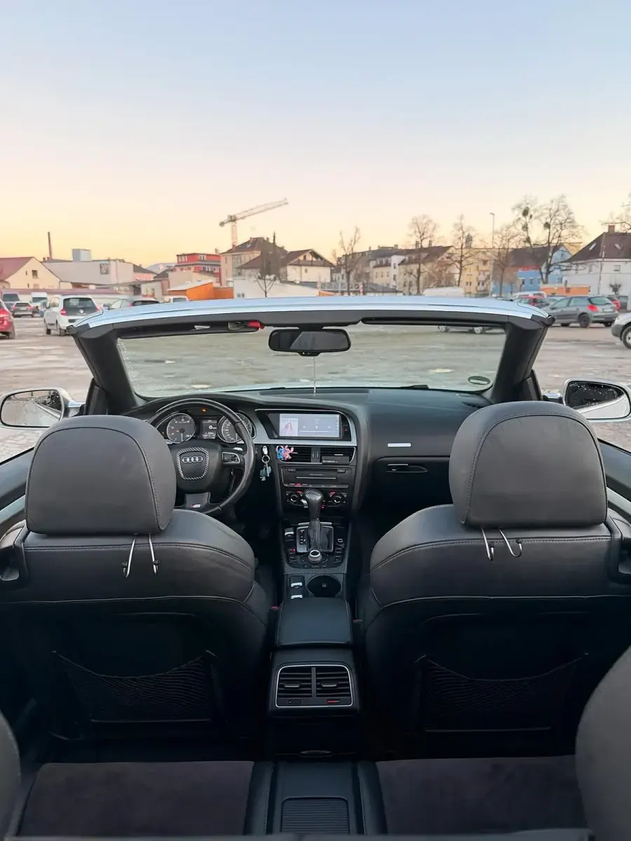 Gebraucht Audi Cabriolet Comfort 333 PS (244 kW) 2010 Weiß Cabrio