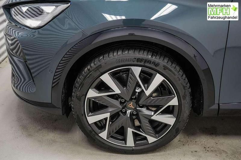 Neu Cupra Formentor VZ 333 PS (244 kW) 2025 Fjord blau uni () SUV