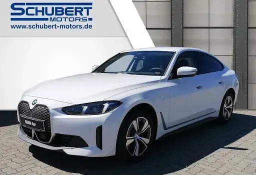 Neu BMW i4 Sport Line 210 kW (286 PS) 2026 Weiß Limousine