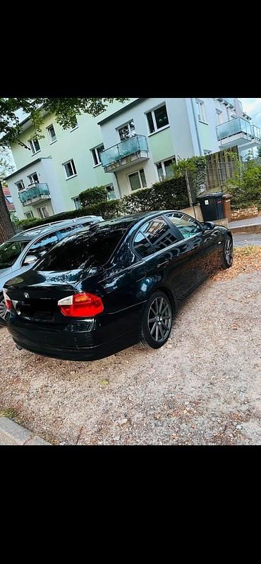 Usata BMW 320 177 CV (130 kW) 2008 Nero Berlina