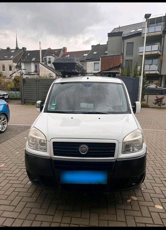 Gebraucht Fiat Doblò 101 PS (74 kW) 2008 Weiß Van / Kleinbus