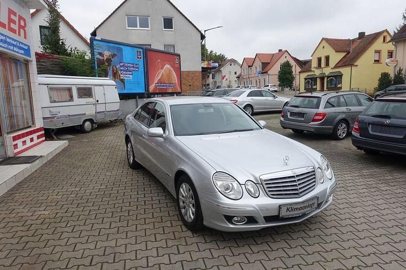 Gebraucht Mercedes E200 184 PS (135 kW) 2007 Silber Limousine