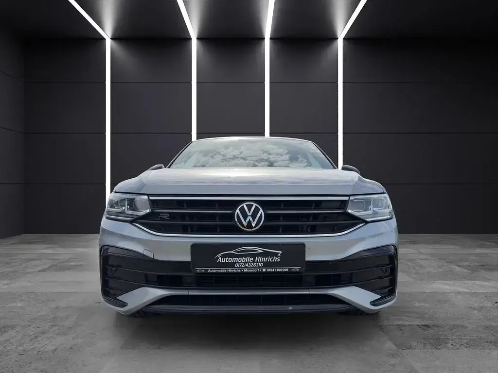 Gebraucht VW Tiguan Allspace R-line 200 PS (147 kW) 2022 Pyrit silber (metallic) SUV