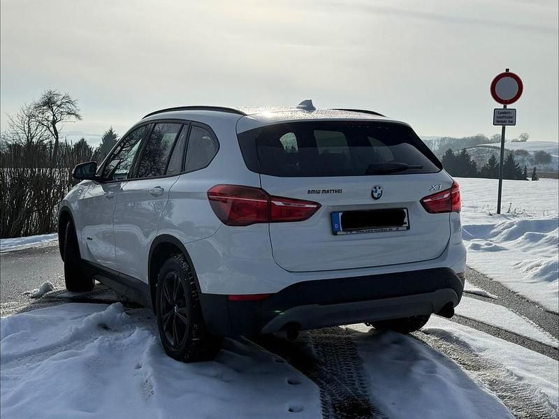 Gebraucht BMW X1 xLine 231 PS (169 kW) 2016 Weiß SUV