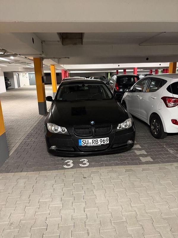 Schwarz Gebraucht 2006 BMW 320 Kombi | 3.500 € (Fairer Preis) - Bild 1/4
