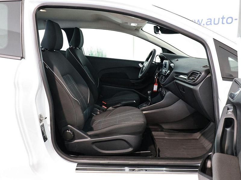 Gebraucht Ford Fiesta Trend 71 PS (52 kW) 2017 Weiß Kleinwagen
