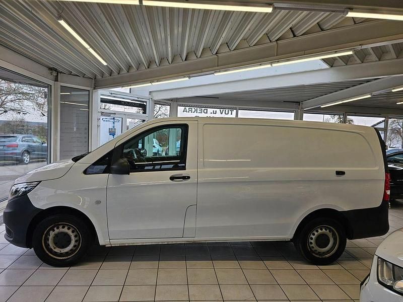 Gebraucht Mercedes Vito 163 PS (119 kW) 2019 Weiß Van