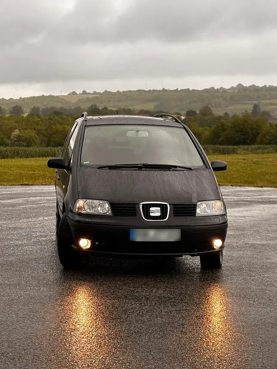Gebraucht Seat Alhambra 131 PS (96 kW) 2004 Schwarz Van / Kleinbus