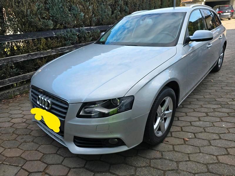 Gebraucht Audi A4 Attraction 180 PS (132 kW) 2011 Silber Kombi