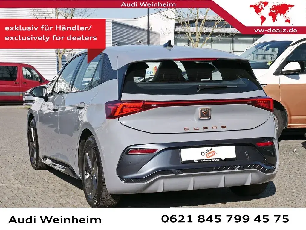 Usata Cupra Born 150 kW (204 CV) 2022 Grigio Utilitaria