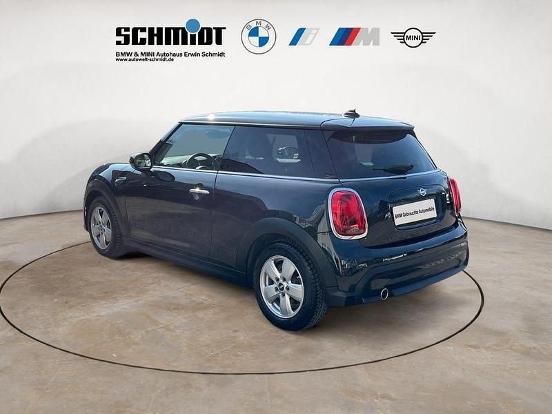 Gebraucht Mini Cooper Essential 136 PS (100 kW) 2024 Schwarz Kleinwagen