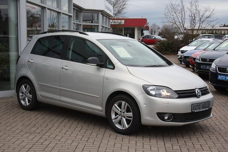 Gebraucht VW Golf VII Match 86 PS (63 kW) 2012 Silber Kleinwagen