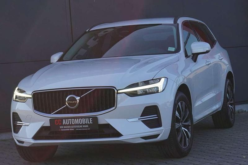 Gebraucht Volvo XC60 Core 197 PS (144 kW) 2022 Weiß SUV