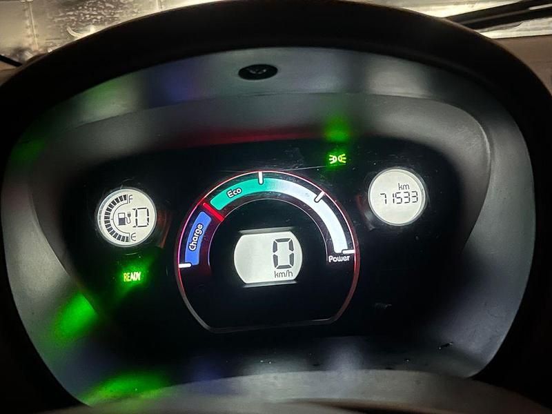 Gebraucht Peugeot iON 49 kW (67 PS) 2011 Weiß Kleinwagen