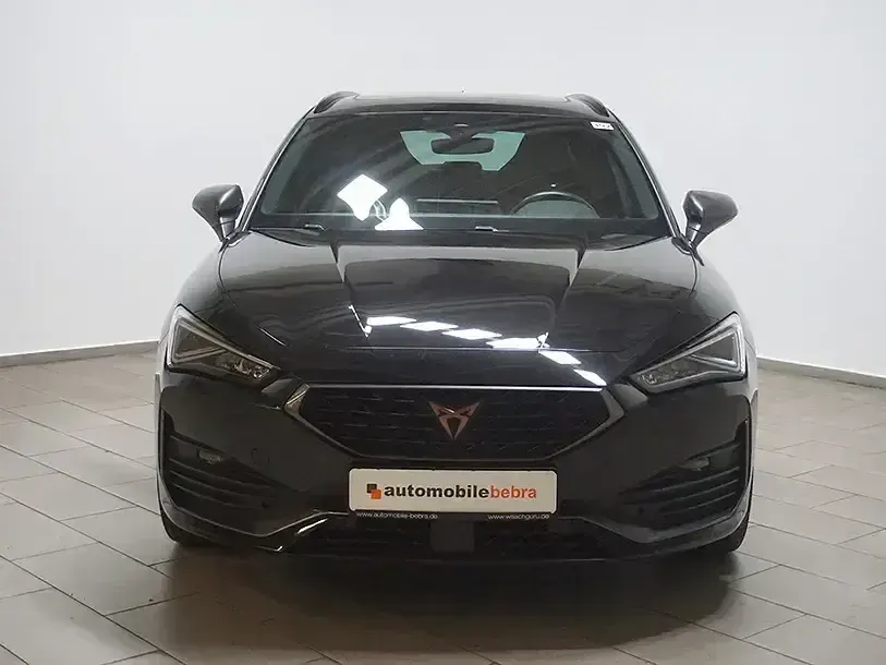 Gebraucht Cupra Leon 150 PS (110 kW) 2023 Mitternachtsschwarz Kombi