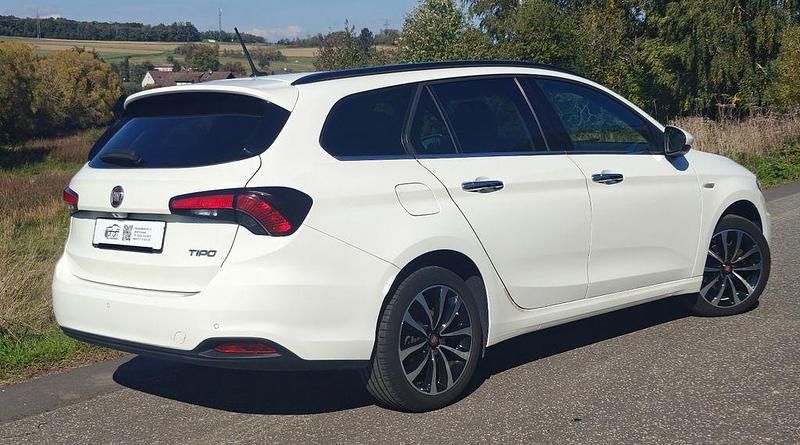 Gebraucht Fiat Tipo 120 PS (88 kW) 2019 Weiß Kombi