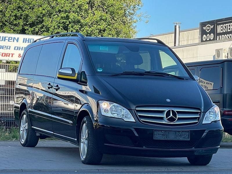 Gebraucht Mercedes Viano Avantgarde 224 PS (164 kW) 2011 Schwarz Van / Kleinbus