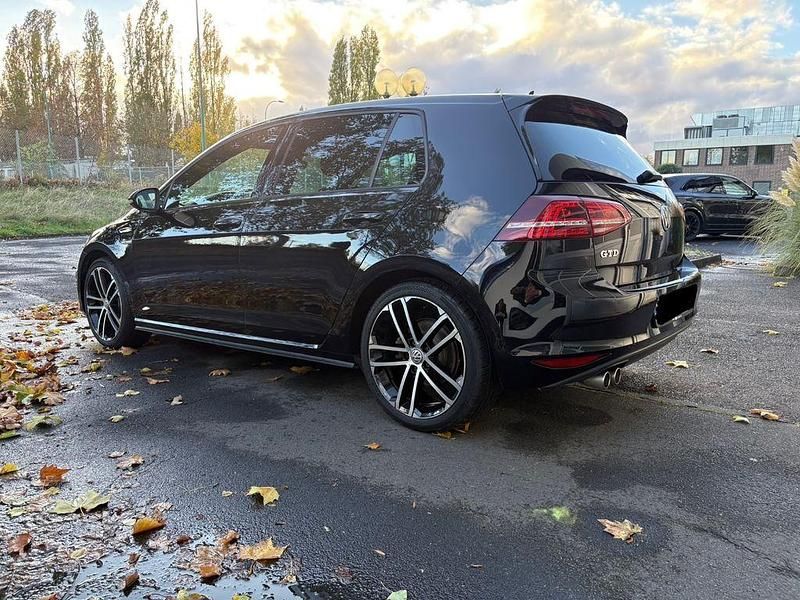 Gebraucht VW Golf VII GTD 184 PS (135 kW) 2016 Schwarz Limousine