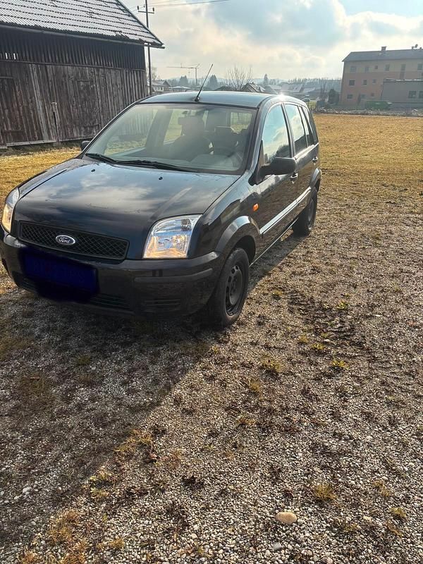 Blau Gebraucht 2004 Ford Fusion Kleinwagen | 1.699 € (Fairer Preis) - Bild 1/4
