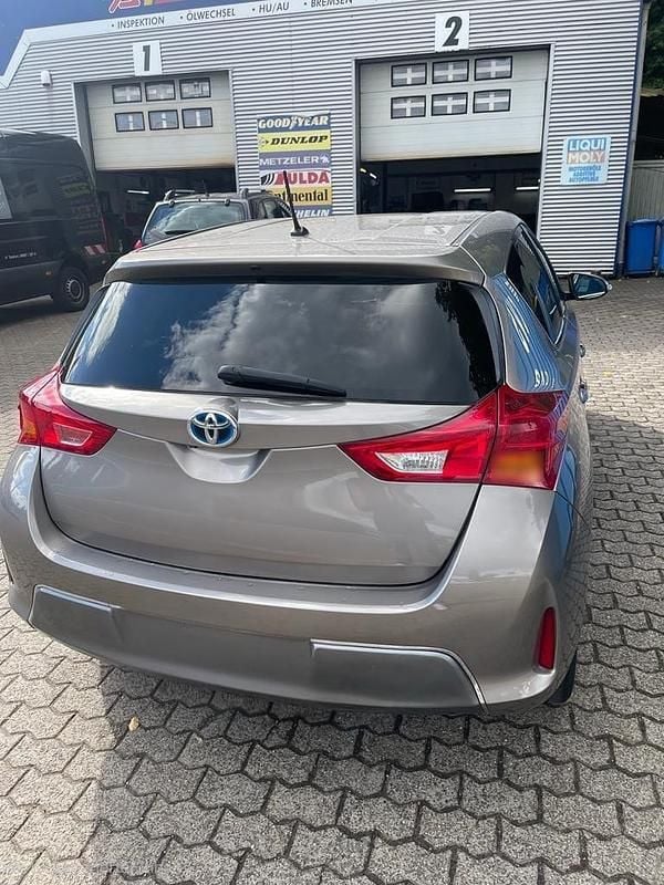 Gebraucht Toyota Auris Hybrid Comfort 130 PS (95 kW) 2014 Limousine