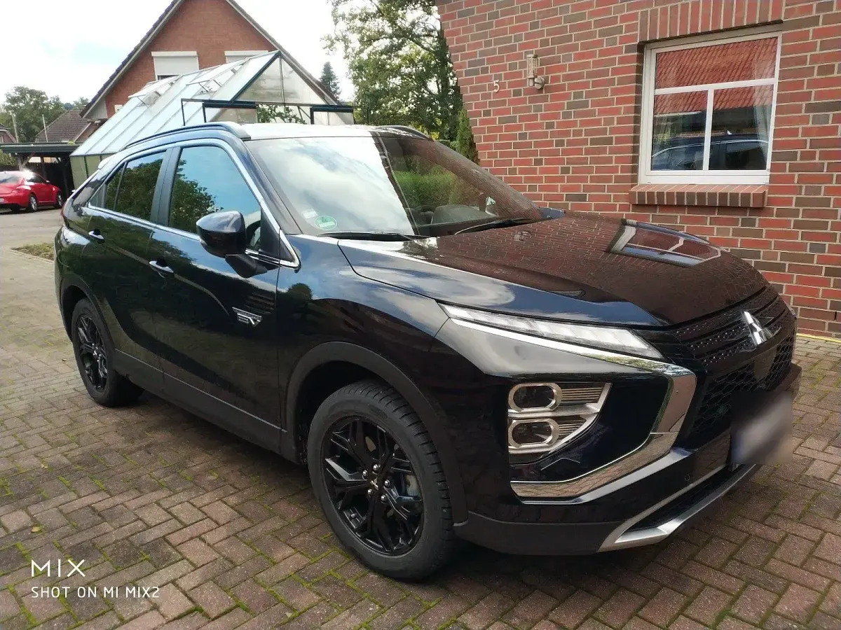 Gebraucht Mitsubishi Eclipse Cross Plus 188 PS (138 kW) 2022 Schwarz SUV