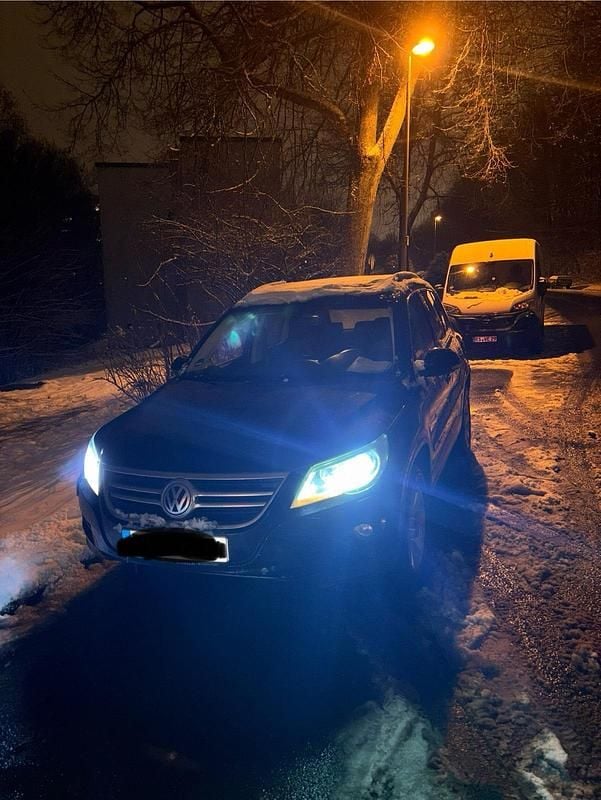 Schwarz Gebraucht 2009 VW Tiguan SUV | 5.500 € (Guter Preis) - Bild 1/4