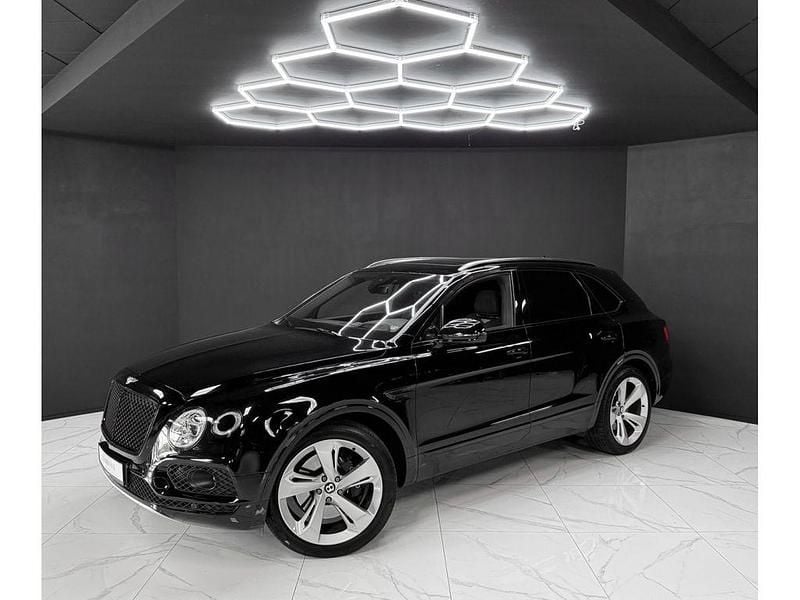 Schwarz Gebraucht 2018 Bentley Bentayga SUV | 109.900 € (Fairer Preis) - Bild 1/4