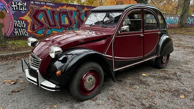 Rot Gebraucht 1983 Citroën 2CV Charleston Limousine | 10.000 € - Bild 1/4