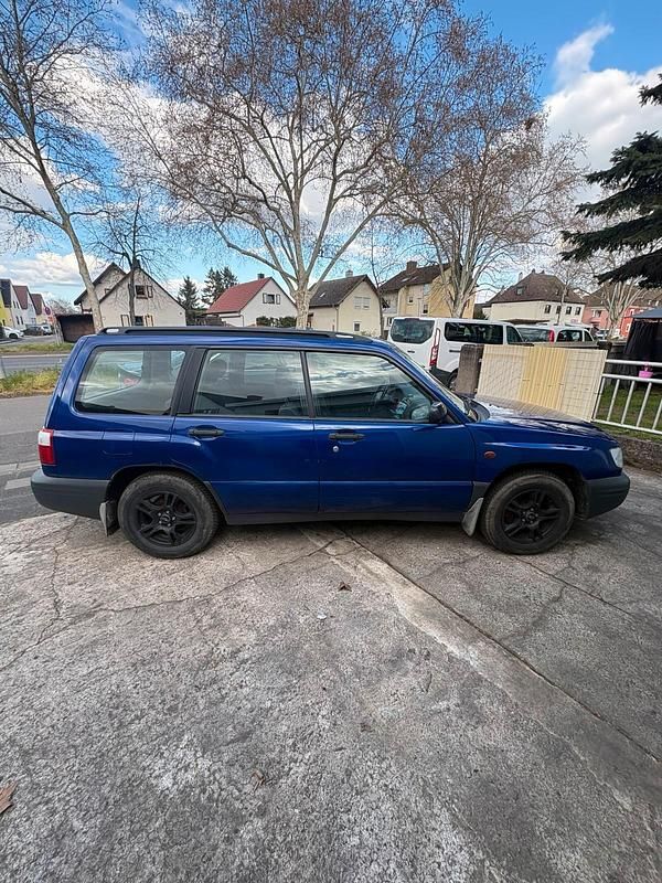 Gebraucht Subaru Forester 125 PS (91 kW) 2000 Blau SUV