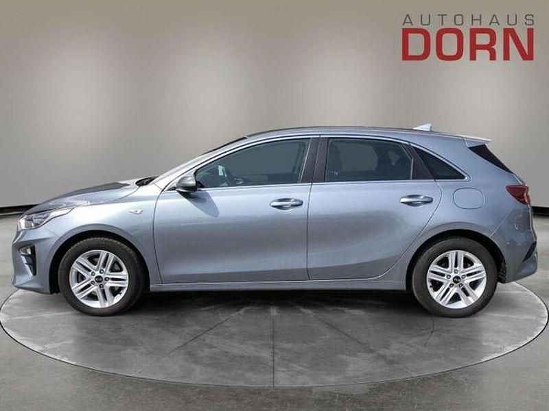 Gebraucht Kia Ceed Vision 136 PS (100 kW) 2021 Grau Kleinwagen