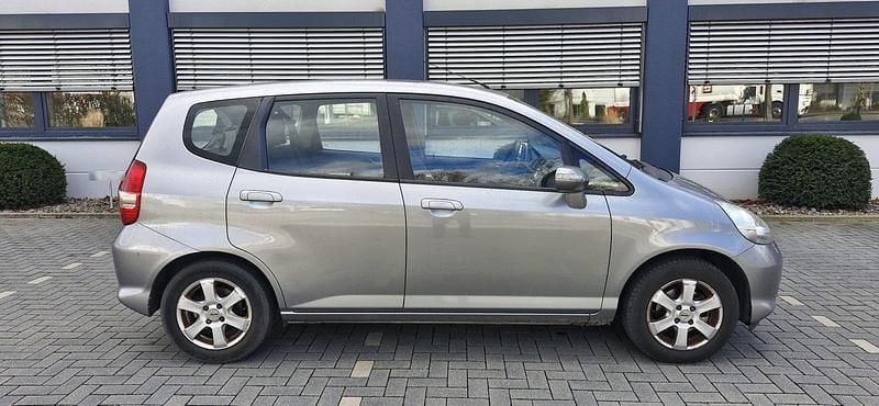 Gebraucht Honda Jazz 83 PS (61 kW) 2007 Grau Kleinwagen