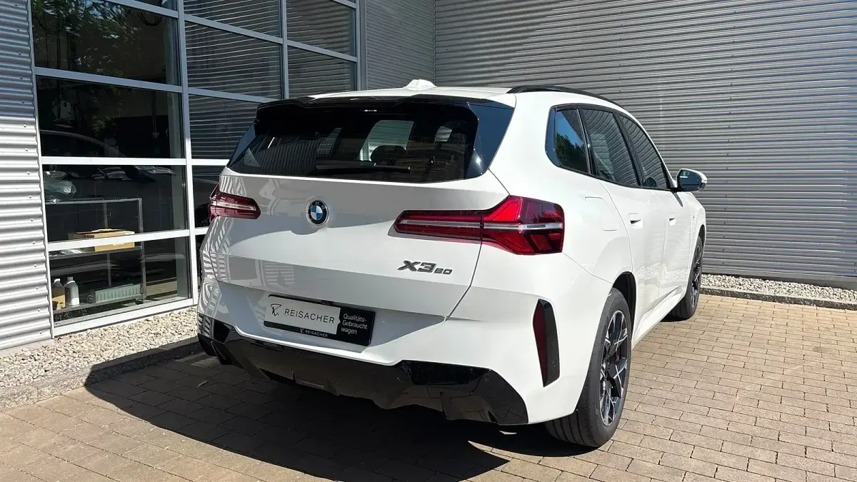 Gebraucht BMW X3 Efficient Dynamics 208 PS (152 kW) 2025 Alpinweiß uni SUV