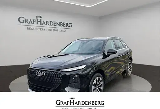 Neu Audi Q3 Comfort 150 PS (110 kW) 2025 Schwarz SUV