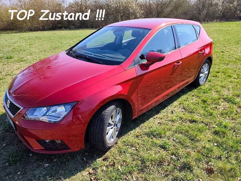 Second-hand Seat Leon Style 110 CP (80 kW) 2018 Roșu Berlinǎ