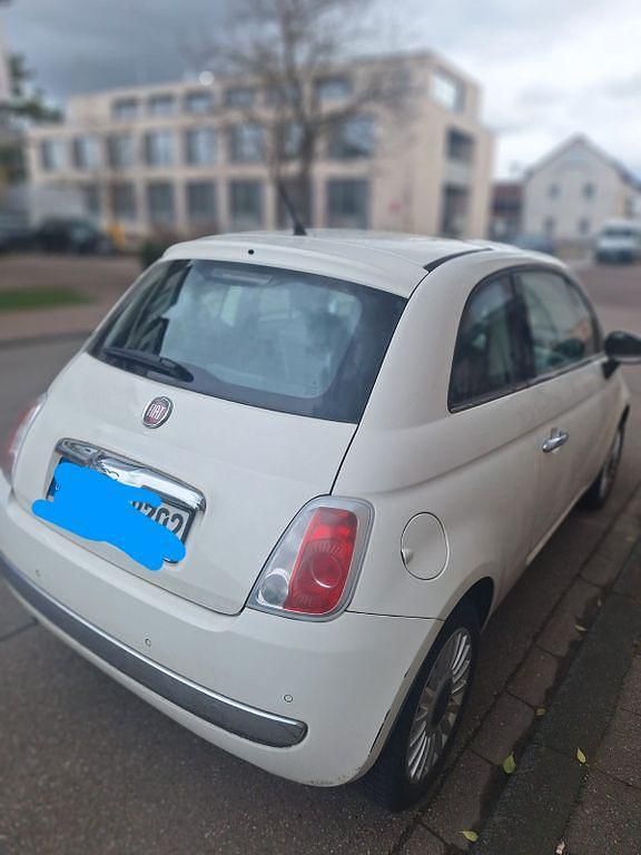 Gebraucht Fiat 500 Lounge 69 PS (50 kW) 2012 Weiß Kleinwagen