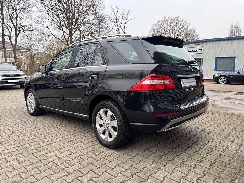 Gebraucht Mercedes ML250 204 PS (150 kW) 2013 Schwarz SUV