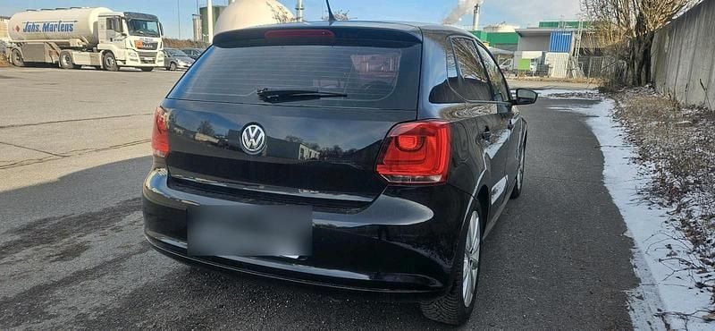 Gebraucht VW Polo 75 PS (55 kW) 2010 Schwarz Kleinwagen