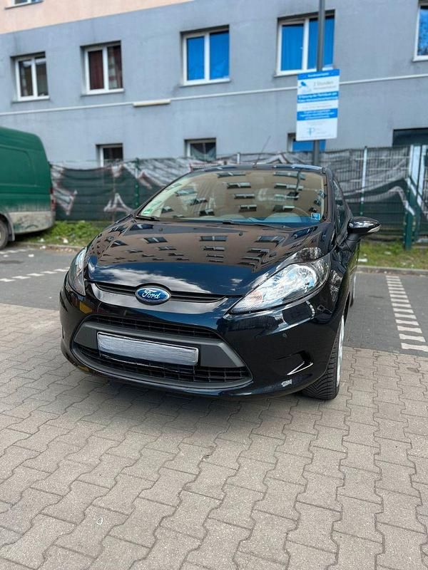 Gebraucht Ford Fiesta Ambiente 82 PS (60 kW) 2009 Schwarz Limousine