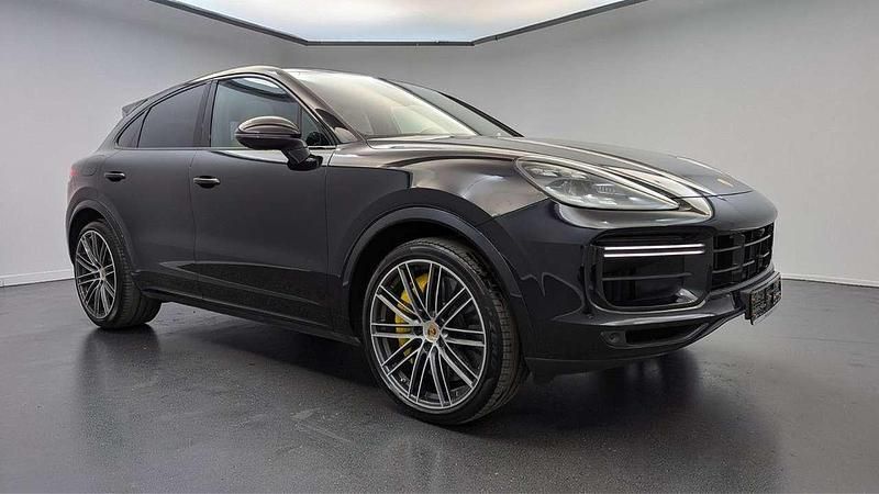 Gebraucht Porsche Cayenne Coupe 549 PS (403 kW) 2020 Schwarz Coupé