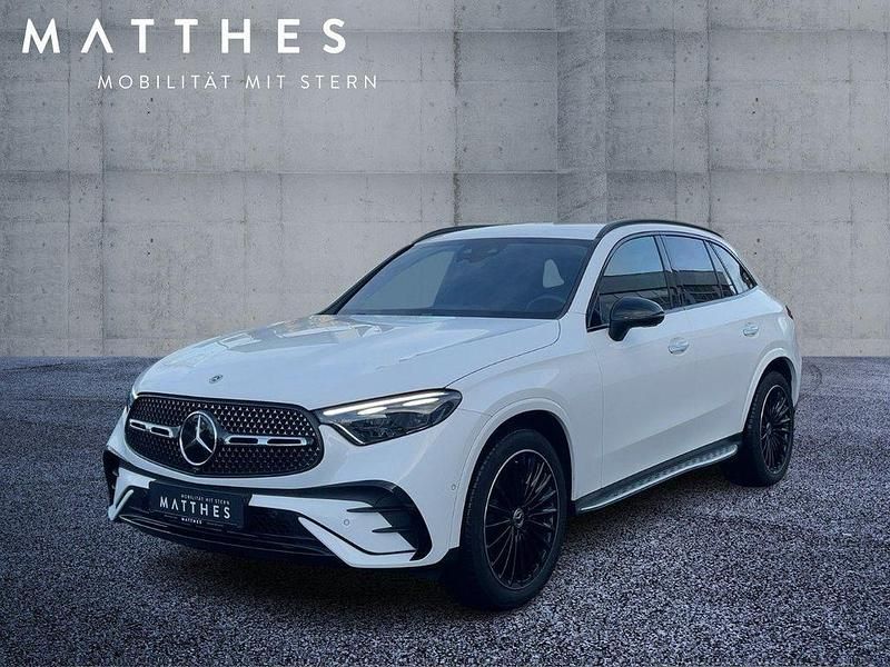 Weiß Gebraucht 2025 Mercedes GLC300 AMG SUV | 63.290 € (Superpreis) - Bild 1/4