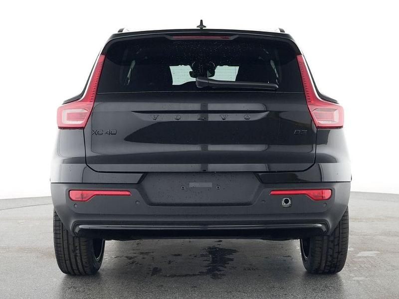 Gebraucht Volvo XC40 Plus 163 PS (119 kW) 2025 Schwarz SUV