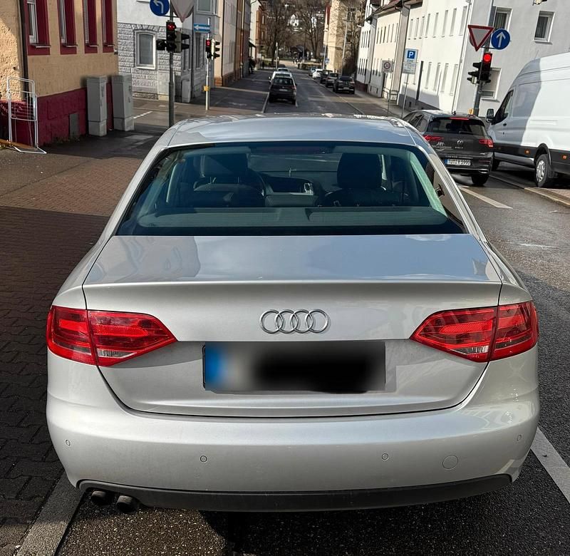 Gebraucht Audi A4 160 PS (117 kW) 2009 Silber Limousine